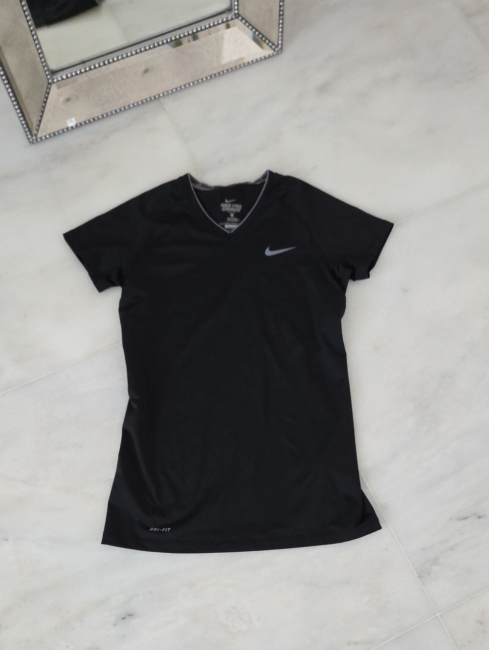 Nike Black V-Neck Dri-FIT Short Sleeve Top NEW WITHOUT TAGS!
